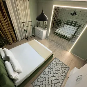 hanna-apartment.hotels-in-tirana.com/